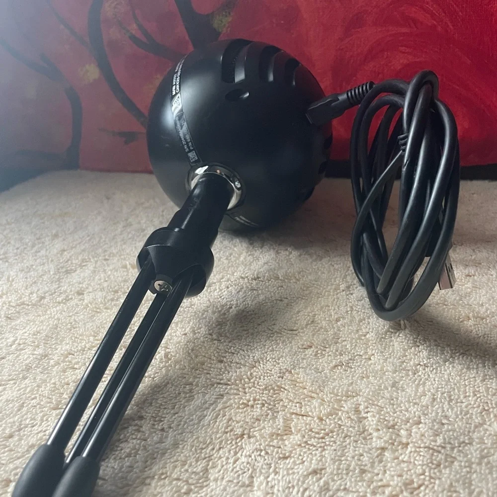 Blue snowball Logitech Sleek Black USB Microphone for creators,recording etc.